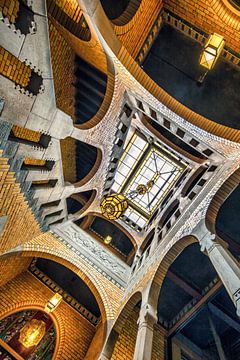 Amsterdam, Stairwell in building of diamond processors' union. by Frans Lemmens