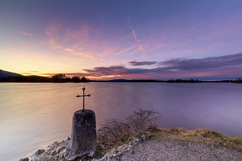 Heldere zonsondergang op de Staffelsee van Teresa Bauer