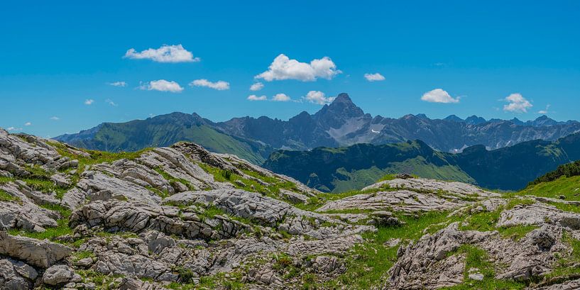 Hochvogel, Allgäu Alps by Walter G. Allgöwer