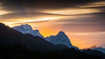 Zonsondergang op de Zugspitze van Martin Wasilewski