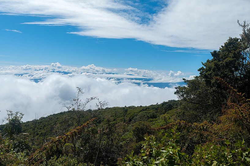 Costa Rica: Irazú Vulkaan by Maarten Verhees