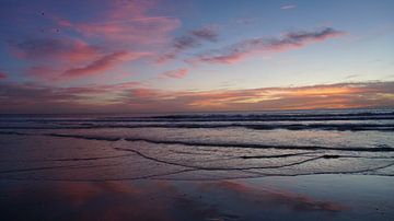 Sunset, Los Angeles, America by Joost Jongeneel