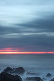 paysage maritime avec nuages et coucher de soleil sur Karijn | Fine art Natuur en Reis Fotografie