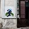 mooie deur en graffiti in havana, cuba van Sabrina Varao Carreiro