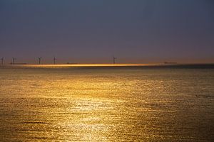 Windmolens bij zonsondergang 8 von Fred Icke