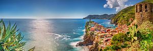 Vernazza Panorama in den Cinque Terre in Italien. von Voss Fine Art Fotografie