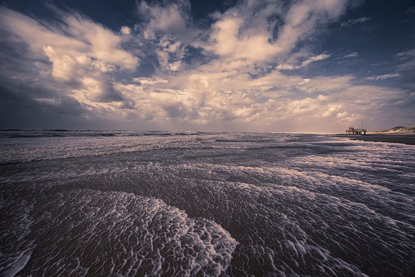 Wind force 8 and spring tide at Petten by peterheinspictures