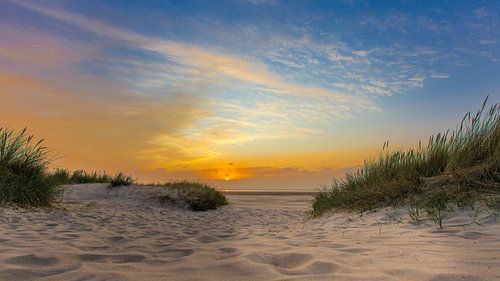 Sunset in Calais by Freddy Hoevers