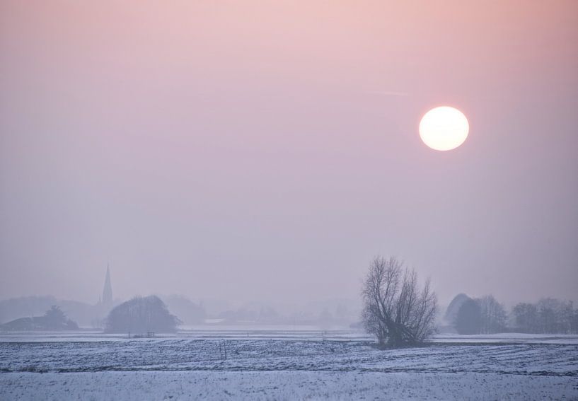 Winters landschap met ondergang zon van Marcel van Balken