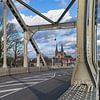 Zicht op Bergkerk Deventer vanaf IJsselbrug van Henk van Blijderveen