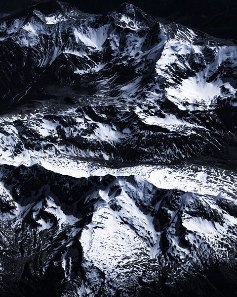 DARK ALPS 1-35 D par WILDLIGHT PHOTOGRAPHY