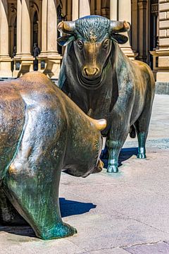 Bull and bear in front of the stock exchange in Frankfurt am Main by Werner Dieterich