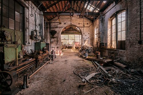 Lieu de travail d'une usine abandonnée