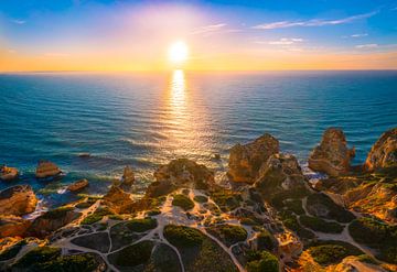 O Elefante rotsformatie aan de kust van de Algarve van Raphotography