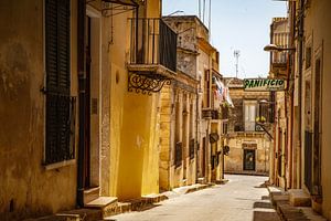 Rue de la ville de Noto en Sicile, Italie.