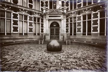 Der Eingang des Academiegebäudes