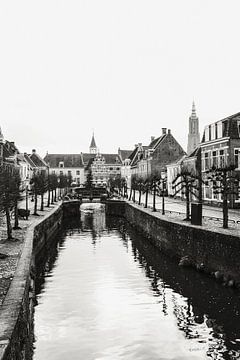 Amersfoort Koppelpoort vue de l'Eem en noir et blanc (Standing) sur Amersfoort Fotoprint