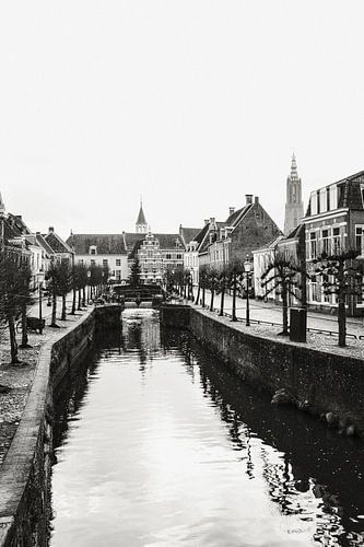 Amersfoort Koppelpoort Ansicht der Eem in schwarz-weiß (stehend)
