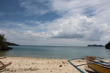 Tropisch strand met Bangka