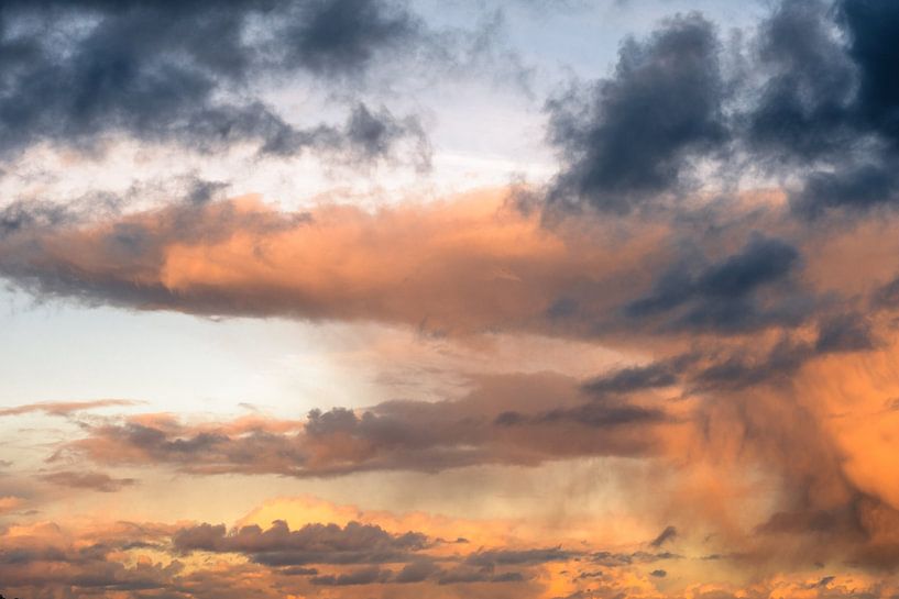 Feuer am Himmel von Anna Koek