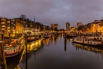 le vieux port de Rotterdam sur Rijck Aerns