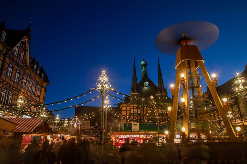 Weihnachtsmarkt auf dem Marktplatz in Wernigerode von t.ART