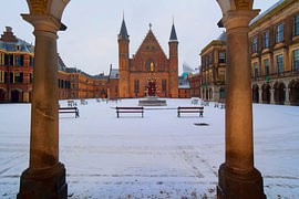 The snow-covered Binnenhof and the Ridderzaal in The Hague on a winter’s day