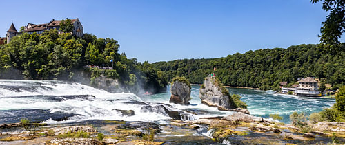 Panoramic view of the Rhine Falls with the Mittelfelsen, Laufen Castle and Schlössli Wörth