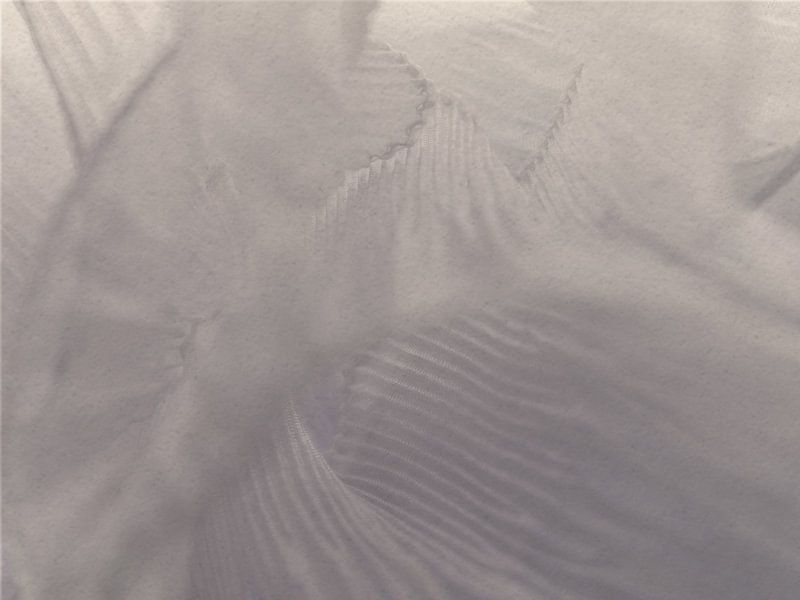 Lichtflüsse in Grau – Ruhe und Tiefe in abstrakter Bewegung von Mixed media vector arts