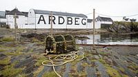 De Ardbeg distilleerderij op Islay van Thijs Schouten thumbnail