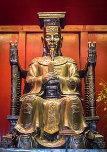 statue de Confucius, Vietnam sur Rietje Bulthuis