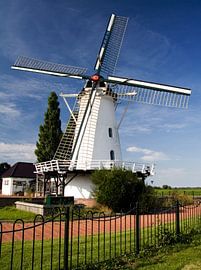 Molen Olle Widde, Ten Post, Groningen by Gerard Burgstede