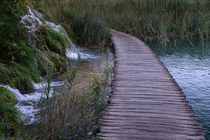 Uferpromenade im Nationalpark Plitvicer Seen