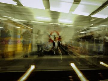 Monument - London Tube Station van Ruth Klapproth