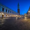 Het San Marco plein in de vroege ochtend van Roy Poots