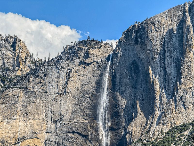 Chute d'eau de Bridalveil à Yosemite par Joost van Rekum