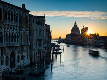 Zonsopgang bij Maria della Salute (Venetië)