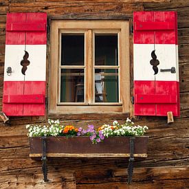 In Heiligenblut, Karinthië, vind je nog authentieke houten chalets van Jani Moerlands