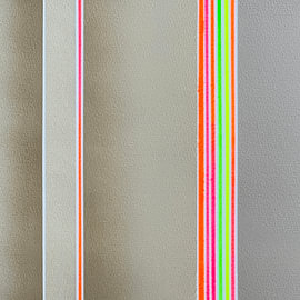 Affiche « Neon Streep » en vert, jaune et orange, carrée sur HouseHeart