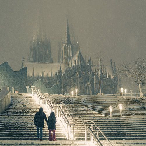 Kölner Dom mit Pärchen