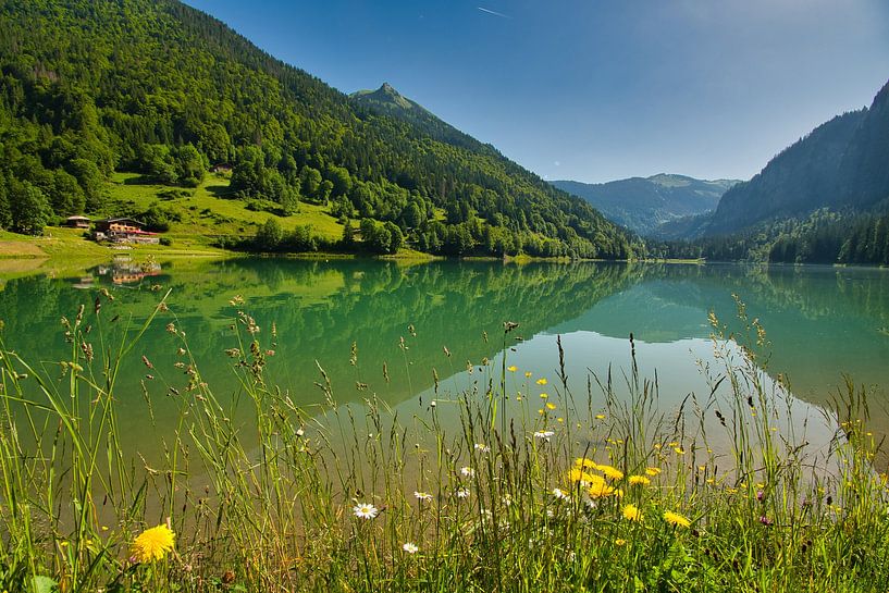 Lac de Montriond in Haute Savoie von Tanja Voigt