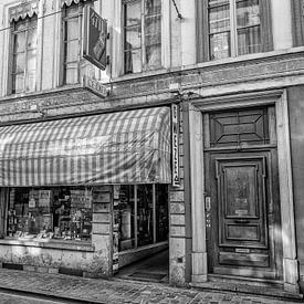 Perfumery in Ghent by Don Fonzarelli