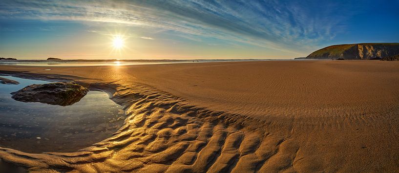 Goldener Strand in Cornwall (Mawgan Porth)  von Silvio Schoisswohl
