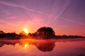 Oude IJssel Achterhoek Sonnenaufgang von Arno Wolsink