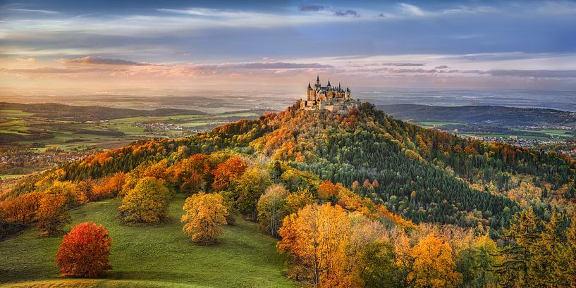 Burg Hohenzollern mit schönen Herbstfarben von Voss Fine Art Fotografie