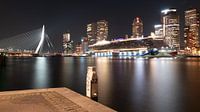 Erasmusbrug Rotterdam met cruiseschip van Henko Reuvekamp thumbnail