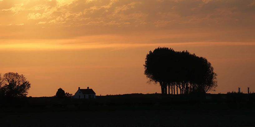 zonsondergang in zeeland van Yvonne Blokland