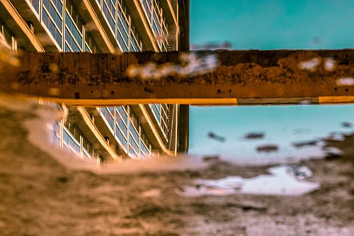 Urban scene reflection yellow and blue