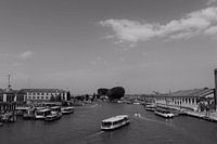 Die Landschaft des Venedig-Großkanals