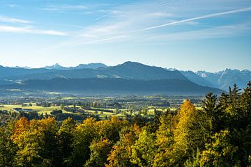 Grünten en de Allgäuer Alpen in de herfst van Leo Schindzielorz